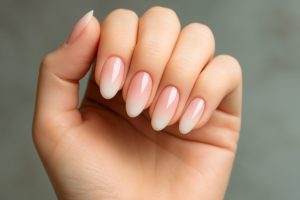 Manucure baby boomer